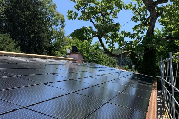 solar-othmarsingen-indach-02-04-1920px4F937EF5-F845-86A5-A2B0-1E36B5D76620.jpg